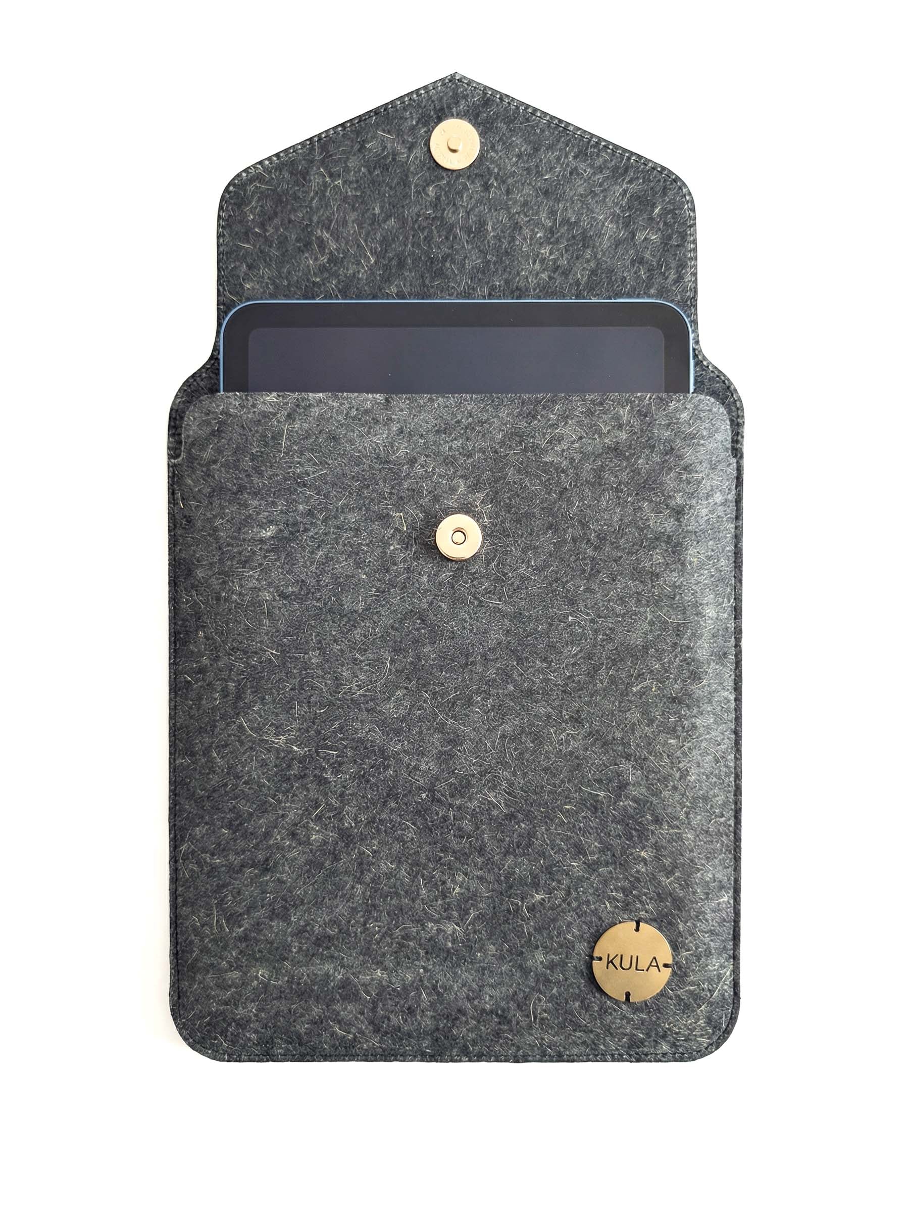 Ocean Blue 11 Inch Vegan iPad Sleeve – Magnetic Flip Closure