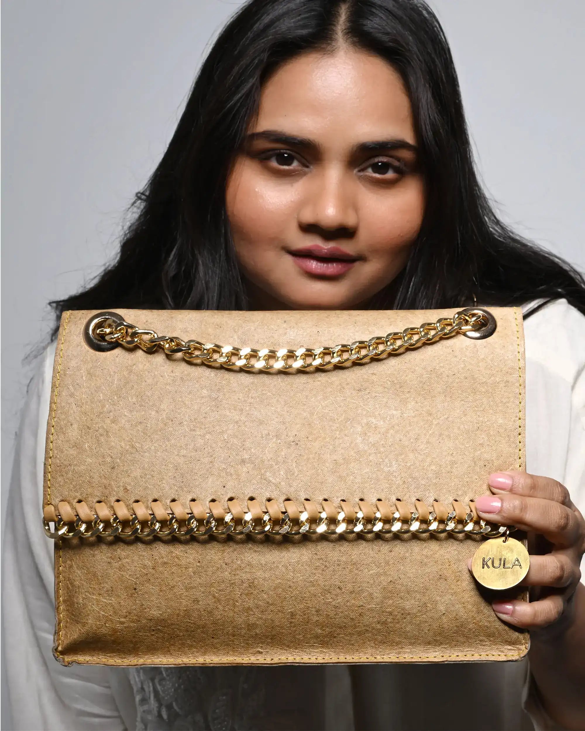 Jasmine Handbag in Desert Brown | Plant-Based Drop chain Coconut Leather Handbag